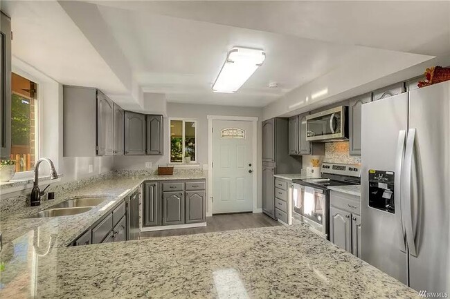 Foto del edificio - 7415 Steilacoom Blvd SW