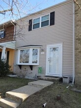 Building Photo - 524 Valleywood Rd
