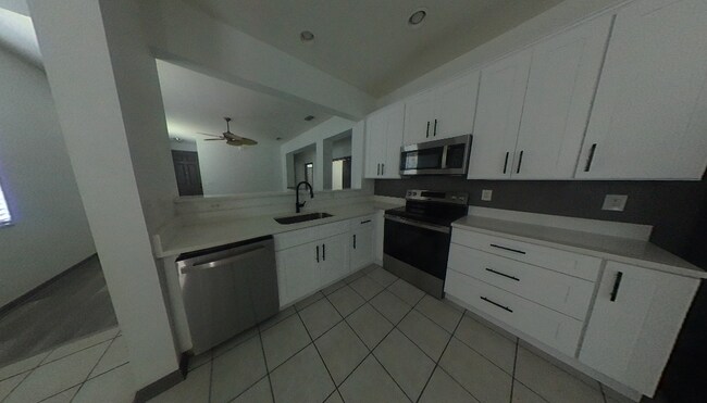 Foto del edificio - Available now!