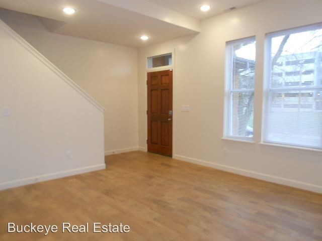 Foto principal - 120-124 W 8th Ave