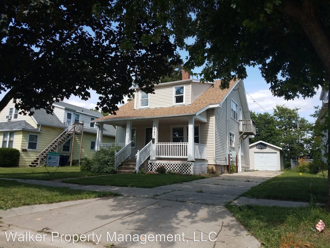Primary Photo - 1047 S Washington St
