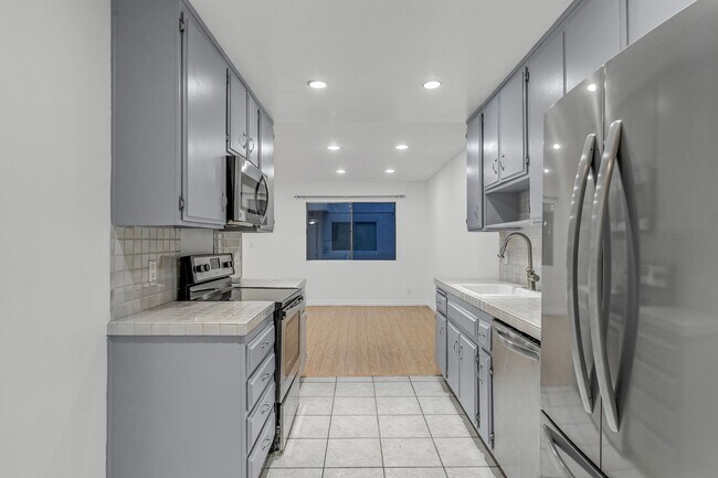 Foto del edificio - 121 Croft Ave