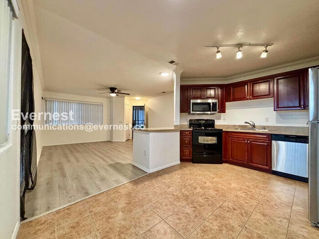 Foto del edificio - 3557 Paseo De Francisco