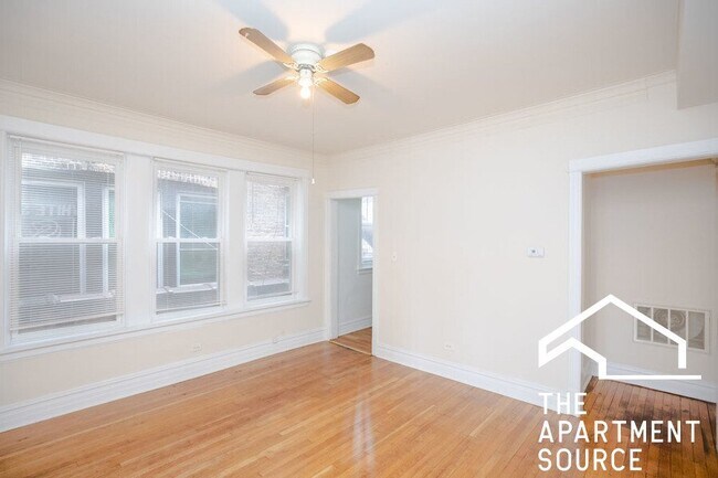 Foto del edificio - 6248 S Western Ave
