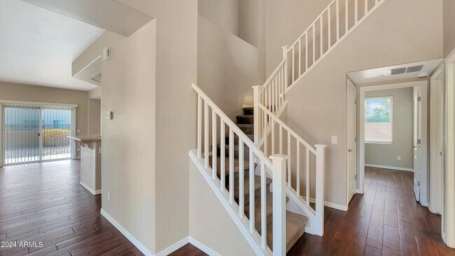 Foto del edificio - 9037 W Plum Rd