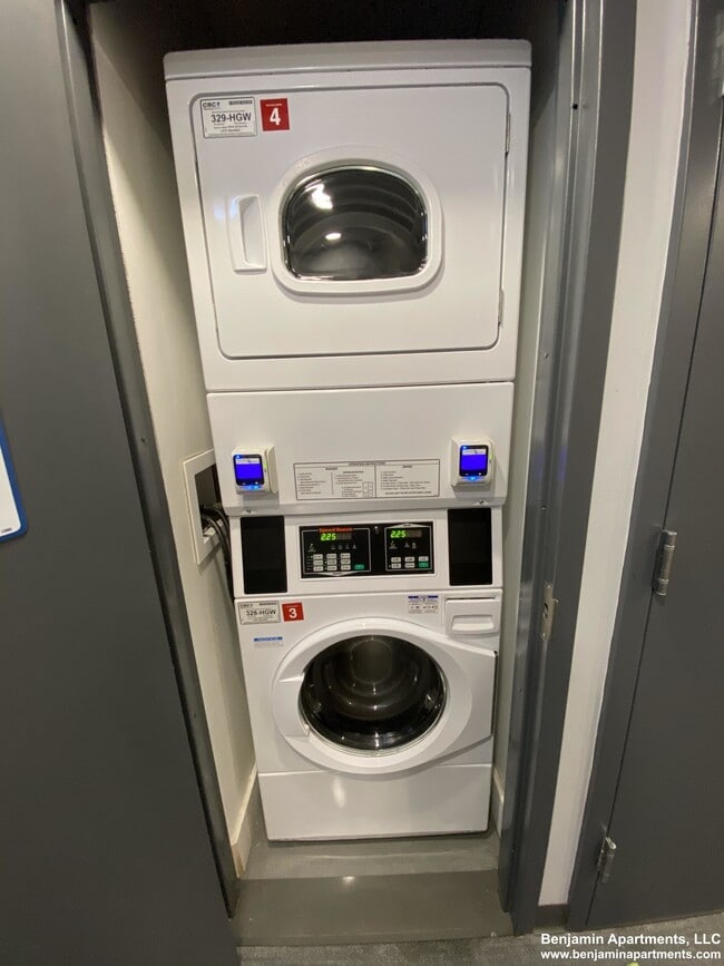 Building Photo - 334 Harvard St