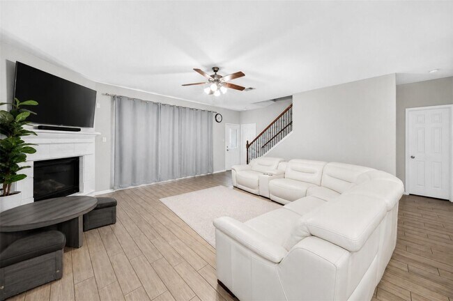 Foto del edificio - 16361 Olive Sparrow Dr