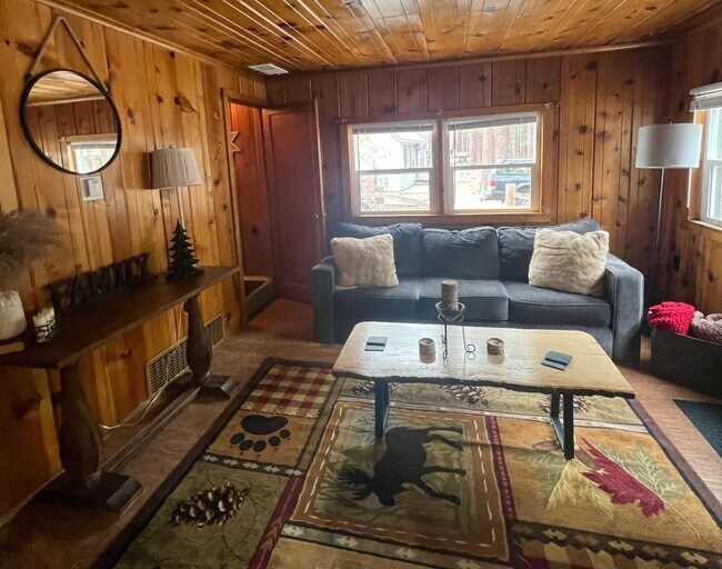 Foto del edificio - 3327 Fir Ave