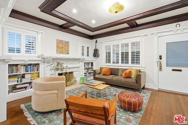 Foto del edificio - 1458 W 48th St