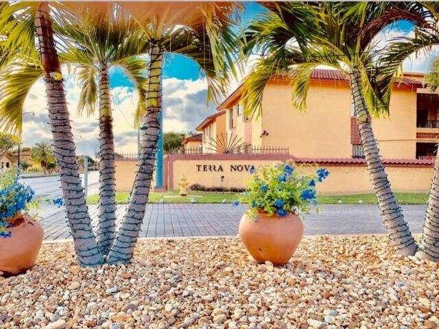 Foto del edificio - 1124 NW 7th St
