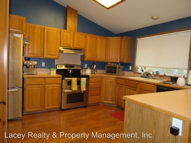 Foto del edificio - 3311 Davis Ct NE