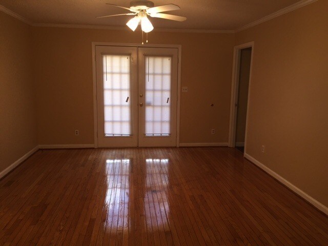 Foto del edificio - CARMEL ROAD - QUAIL HOLLOW Area RANCH HOME