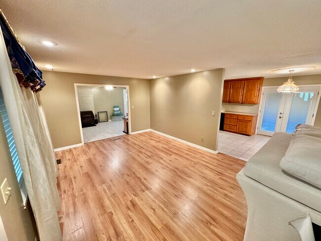 Foto del edificio - 307 N Union Ave