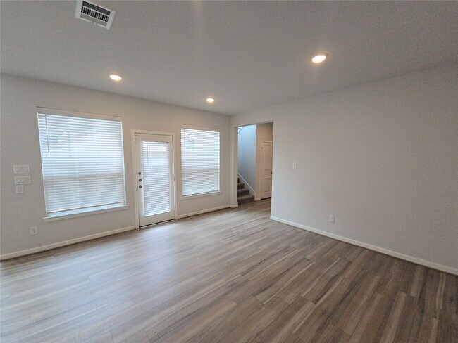 Foto del edificio - 9227 Dearborn Knoll Dr