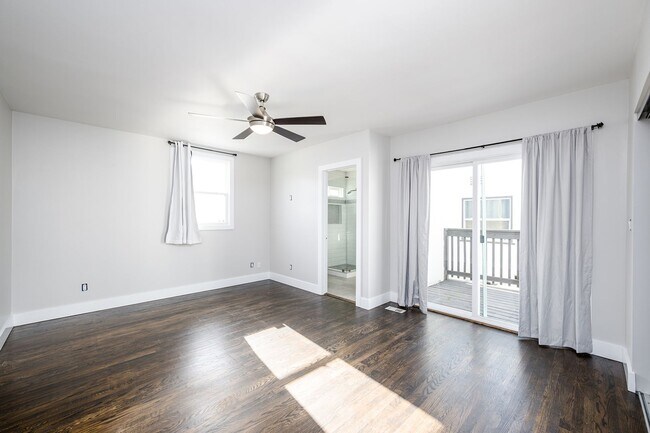 Foto del edificio - 3139 Nimitz Blvd, San Diego, CA 92106