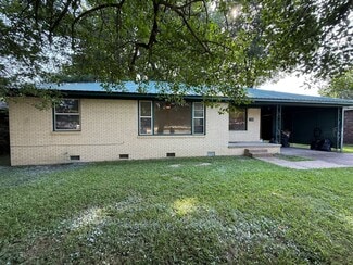 Building Photo - 1104 S Gee St