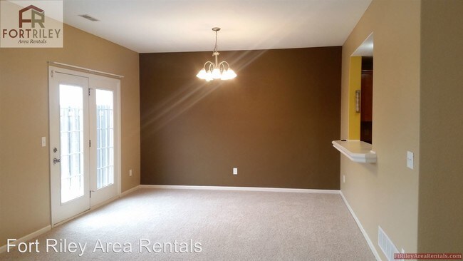 Building Photo - 4 br, 3.5 bath House - 2217 Brooke Bend