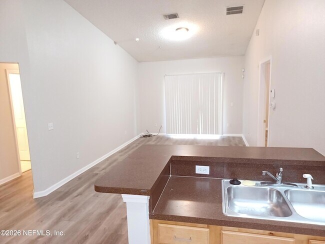 Foto del edificio - 3610 Kirkpatrick Cir
