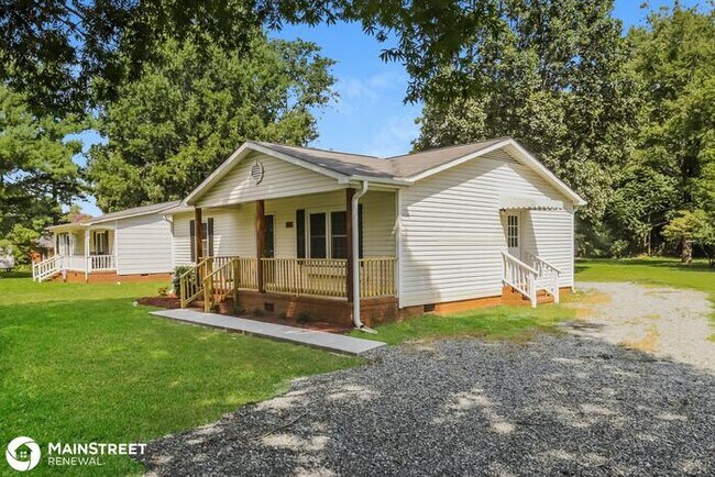 Foto del edificio - 303 OAK ST, GIBSONVILLE, NC 27249
