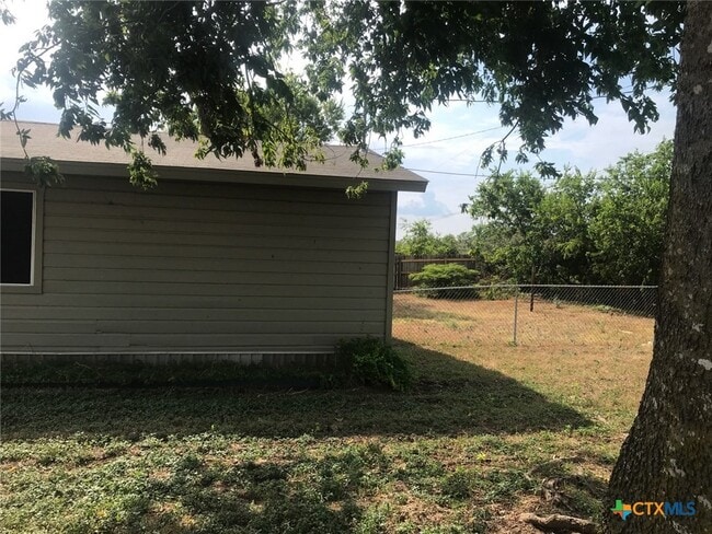 Building Photo - 310 N Pea Ridge Rd
