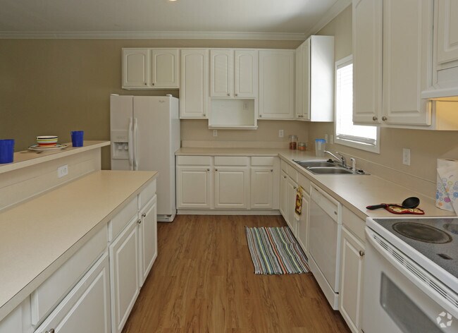 Charleston Plantation Apartments Apartments Crossville