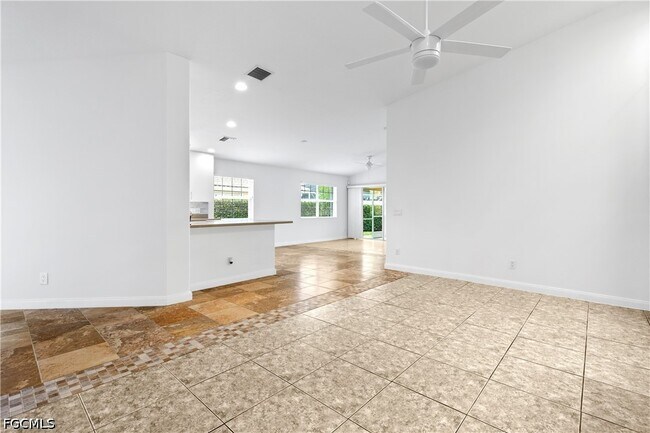 Building Photo - 28869 Vermillion Ln