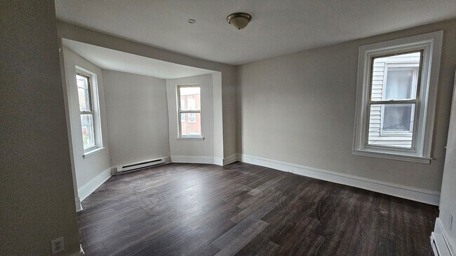 Foto del edificio - 5638 Walnut St, Philadelphia, PA 19139