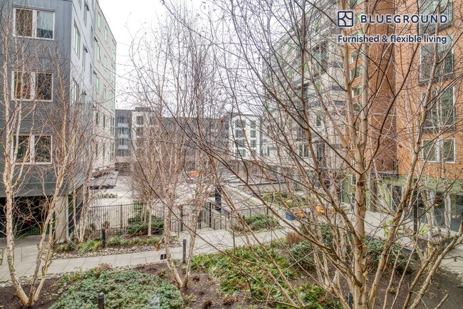 Foto del edificio - 2428 NW Market St