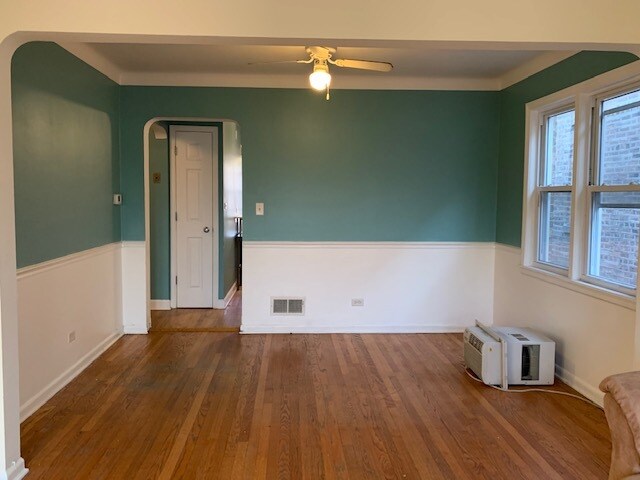 Building Photo - 6135 W Rosedale Ave