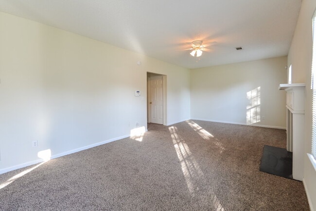 Building Photo - 4520 Millenium View Ct SW