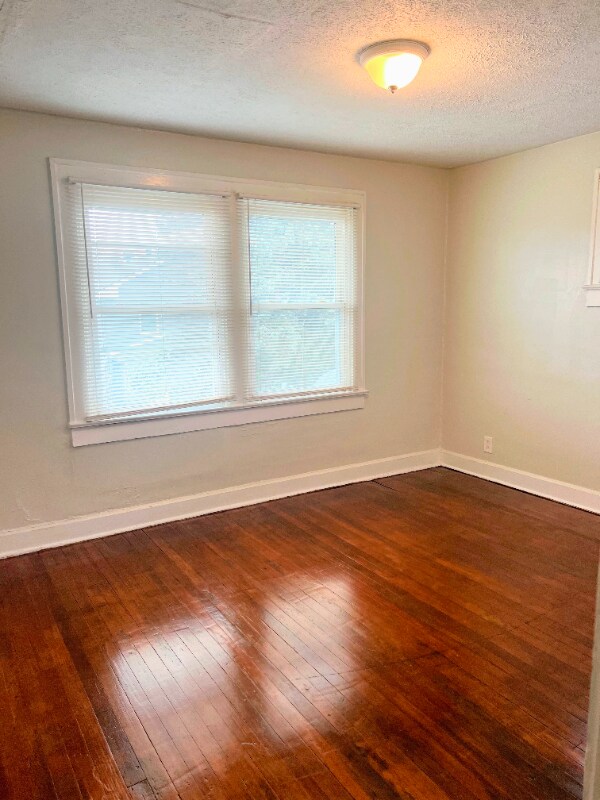 Foto del edificio - 607 N Oxford St