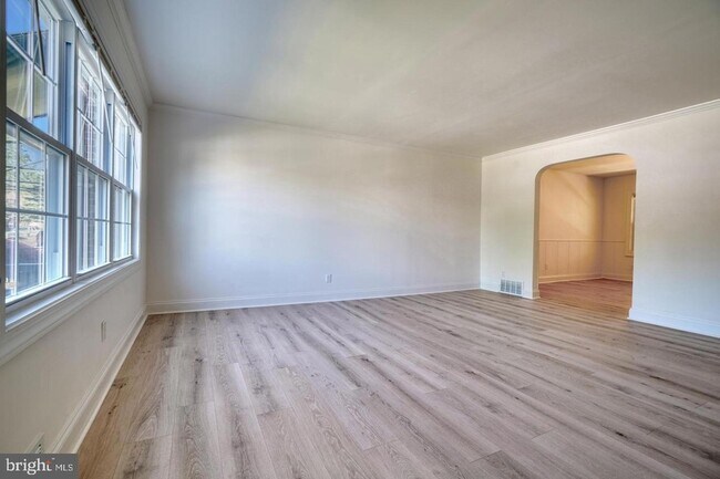 Foto del edificio - 1722 Edgewood Rd