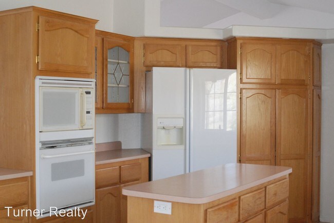 Building Photo - 5628 W County Road 6