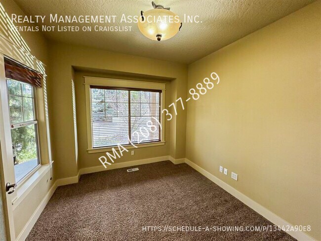 Foto del edificio - 919 E Boise Ave