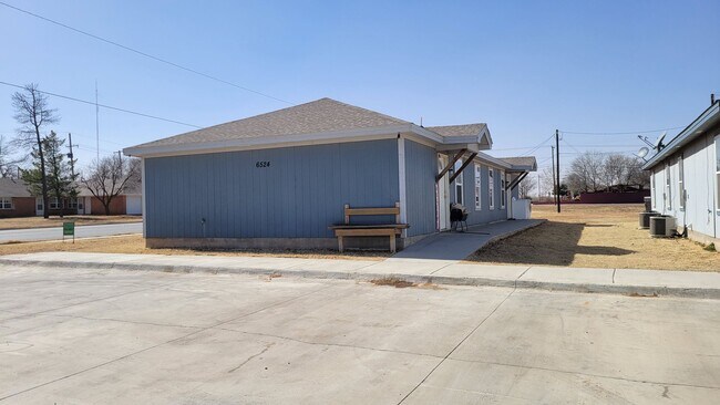 Building Photo - 6524 Temple Ave