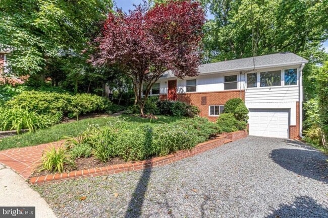 Photo - 5885 9th Rd N House