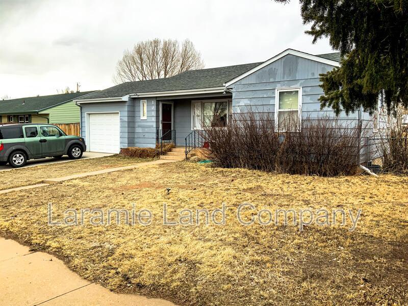 1011 W Curtis St, Laramie, WY 82072 House Rental in Laramie, WY