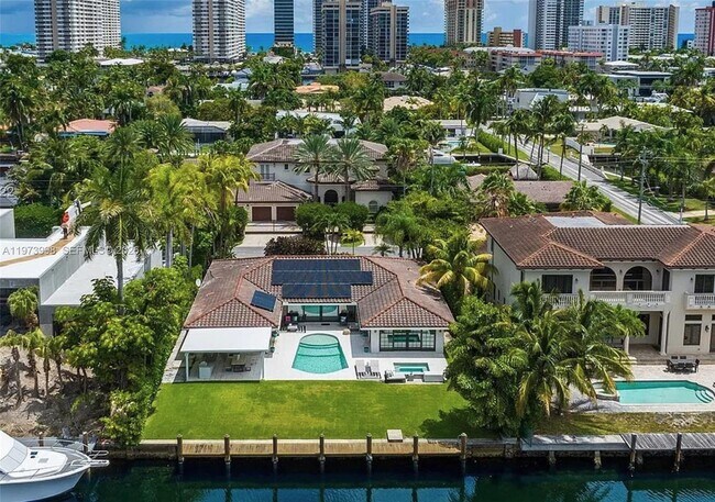 Foto del edificio - 524 Oleander Dr