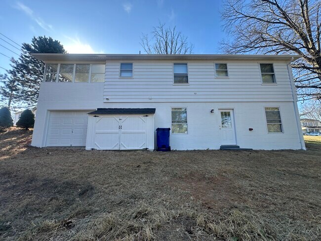 Foto del edificio - 809 E D St