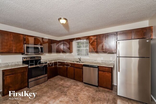 Building Photo - 2321 Pentland Drive
