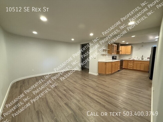 Foto del edificio - 10512 SE Rex St