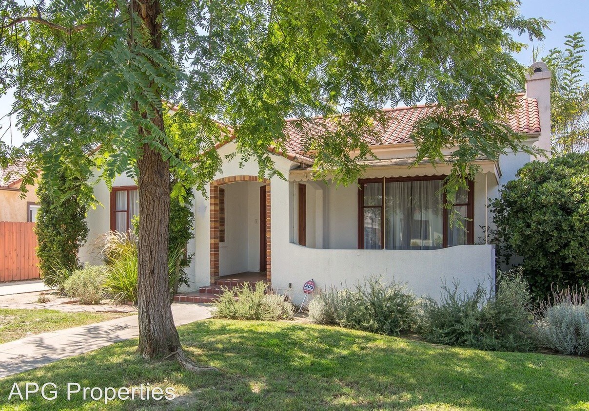 3 br, 2 bath House 307 N Janss St House Rental in Anaheim, CA