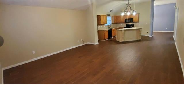 Foto del edificio - 204 Trenton Dr