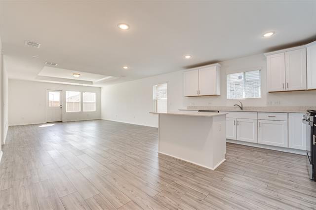 Building Photo - 16056 Pious Dr