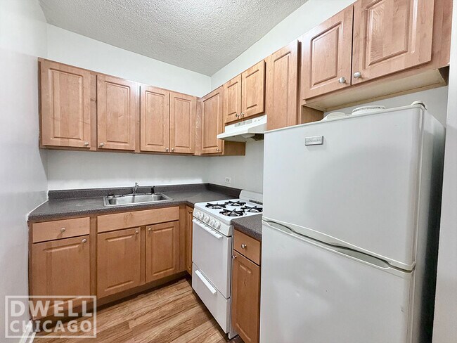 Foto del edificio - 1746 N Humboldt Blvd