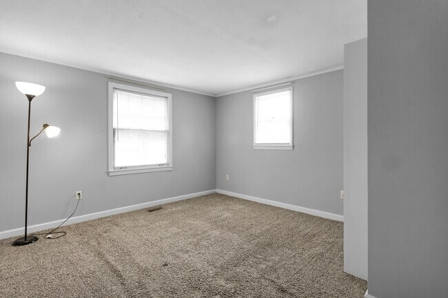 Foto del edificio - 338 River Walk Dr