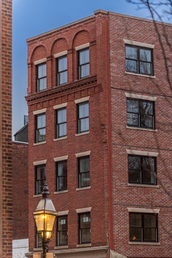 Foto principal - 358-366 Hanover St