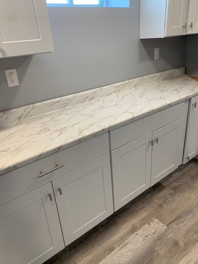 Foto principal - 230 Mount Sinai-Coram Rd