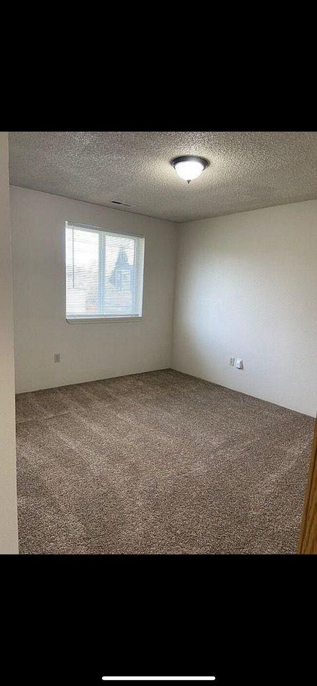 Foto del edificio - 4320 S Cedar St