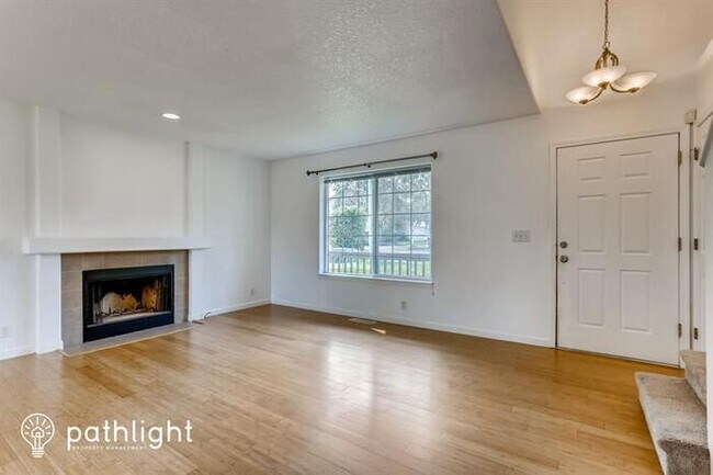 Foto del edificio - 2056 NE Coburn Dr, McMinnville, OR, 97128
